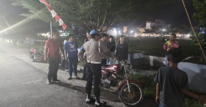 
					Patroli  Malam Antisipasi Gangguan Kamtibmas Sasaran Balap Liar, Begal, Tawuran di Wilyah Hukum Polsek Indrapura Polres Batu Bara,