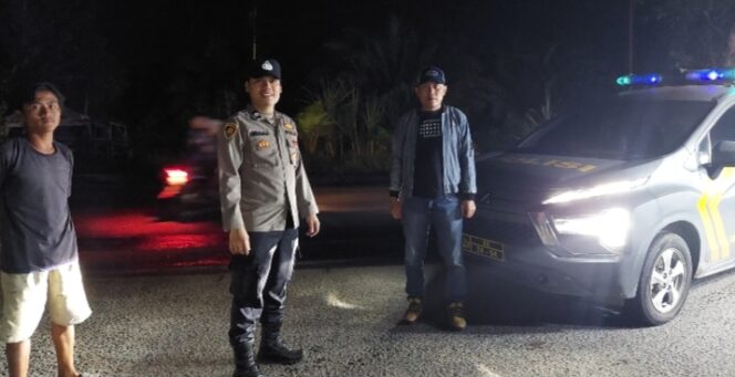 
					Personil Polsek Lima Puluh melaksanakan Patroli Mobile di Malam Hari guna Memelihara Kamtibmas dan mencegah terjadinya 3C dan tindak kejahatan