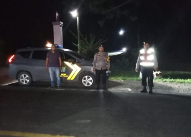 
					Personil Polsek Medang Deras Melaksakan Patroli Malam Menggunakan Kenderaan Roda 2 Antisipasi Kejahatan, Geng Motor, Begal, Tauran Antar Remaja dan Premanisme