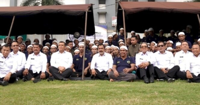 
					Menteri Imipas Makan Bersama Warga Binaan Rutan Cipinang