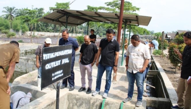 
					Komisi D DPRD Langkat Turun Kelapangan Tinjau Limbah
