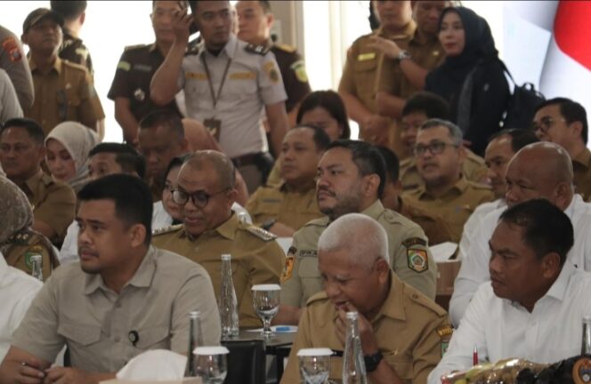 
					Bupati Pakpak Bharat Menghadiri Rapat Koordinasi Bidang Pangan Provinsi Sumatera Utara