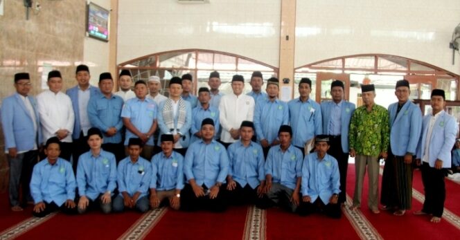 
					Wabup Adlin Tambunan Ajak Remaja Makmurkan Masjid