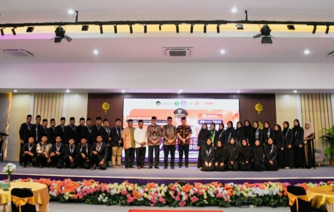 
					Didaulat Jadi Pembicara, Wabup Adlin Tekankan Pentingnya Miliki Visi Dalam Mencapai Kesuksesan.