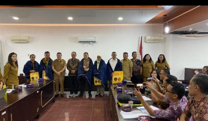 
					Pemerintah Provinsi Sumatera Utara Melaksanakan Rapat Dengan Pemerintah Kabupaten Pakpak Bharat Membahas Evaluasi Dan Sinkronisasi Rancangan Tata Ruang Wilayah