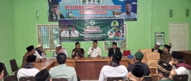 
					Wakil Bupati Pakpak Bharat Melepas Keberangkatan Tim Safari Ramadhan Majelis ulama Indonesia