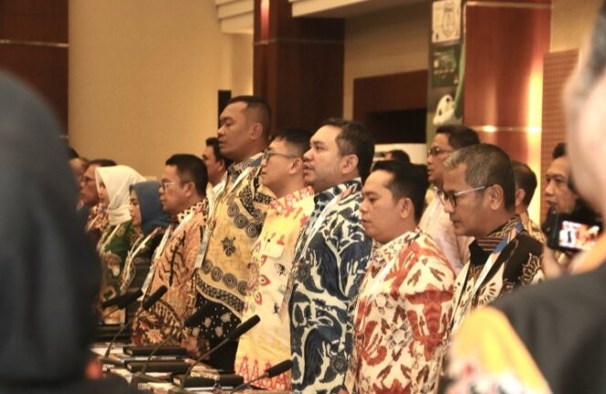 
					Bupati Pakpak Bharat Hadiri Rapat Umum Pemegang Saham Tahunan PT.Bank Sumut