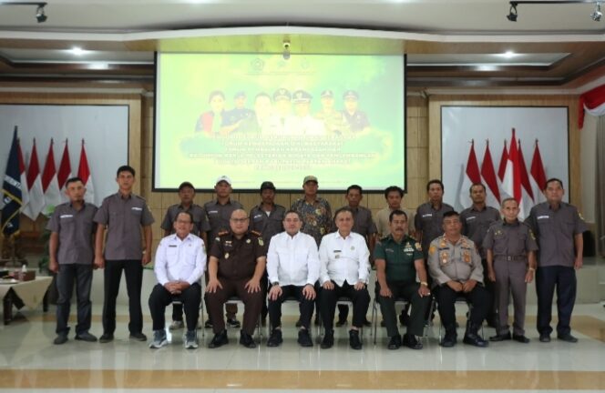 
					Pemkab Pakpak Bharat Melaksanakan Pelantikan FKUB,FPK Dan FKDM