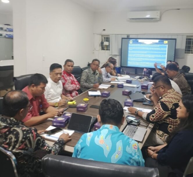 
					Pemkab Pakpak Bharat Bersama Humbahas Berkolaborasi Dalam Pembangunan Jalan Provinsi