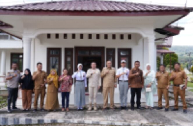
					Bupati Pakpak Bharat Mengundang Dua Putra Putri PakPak Bharat Mengikuti Pelatihan Pasukan Pengibar Di Provsu
