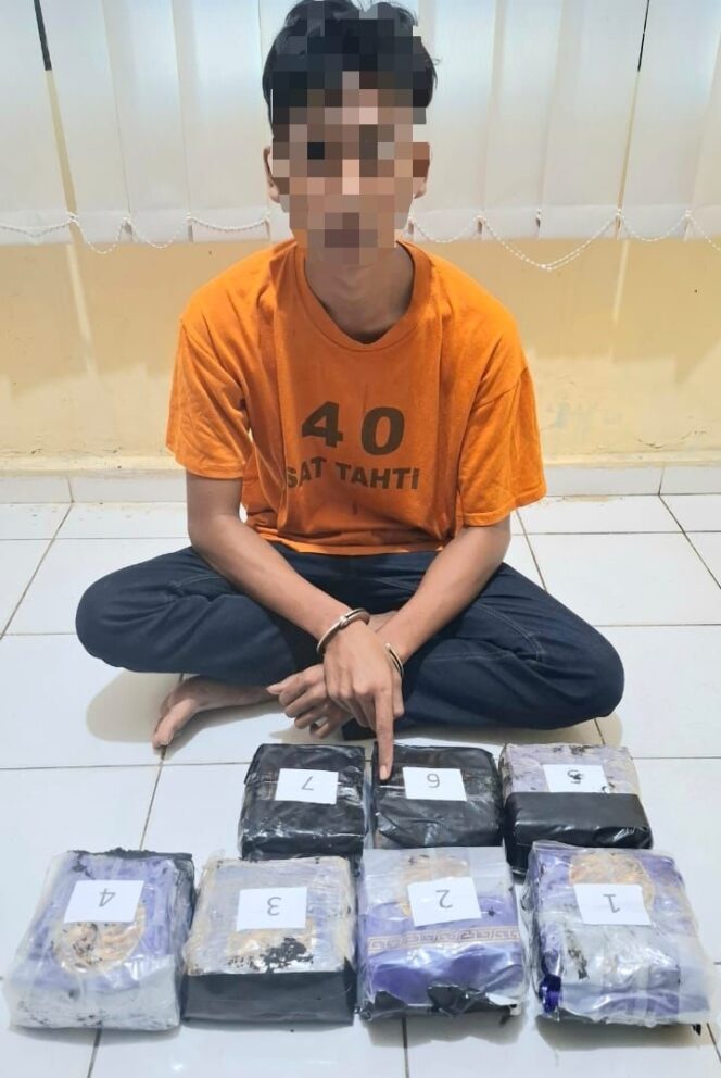 
					Pelaku Modus Gunakan CPU Komputer, Polsek Sei Tualang Raso Cegat Penumpang Becak Bawa Narkoba 7,54 Kg
