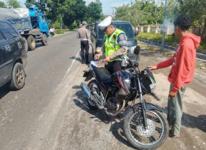 
					H+3 Ops Patuh Toba 2025, Polres Sergai Gelar Operasi Penindakan Kasat Mata