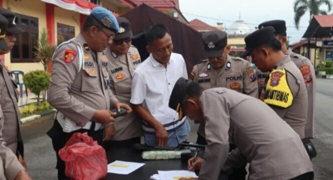 
					Pemeriksaan Senjata Api Polresta Deli Serdang